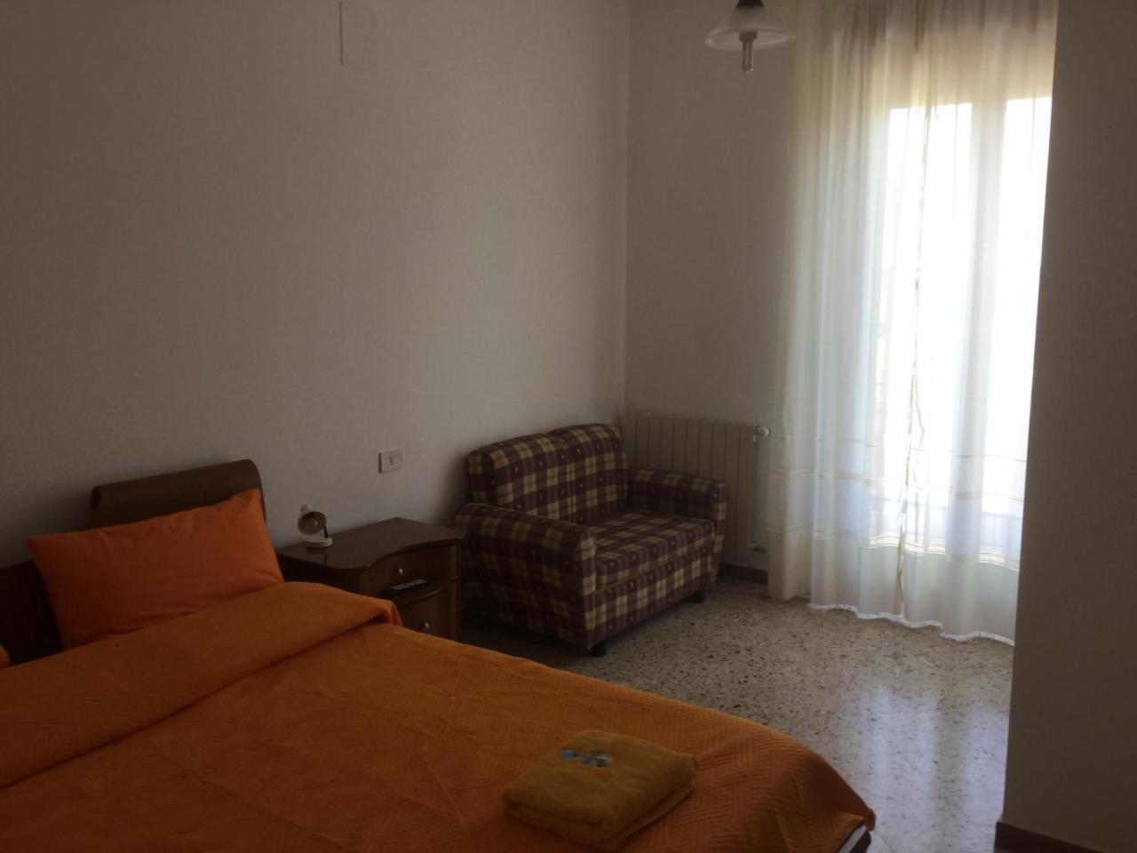 Albergo Belvedere Santa Cristina Gela  外观 照片